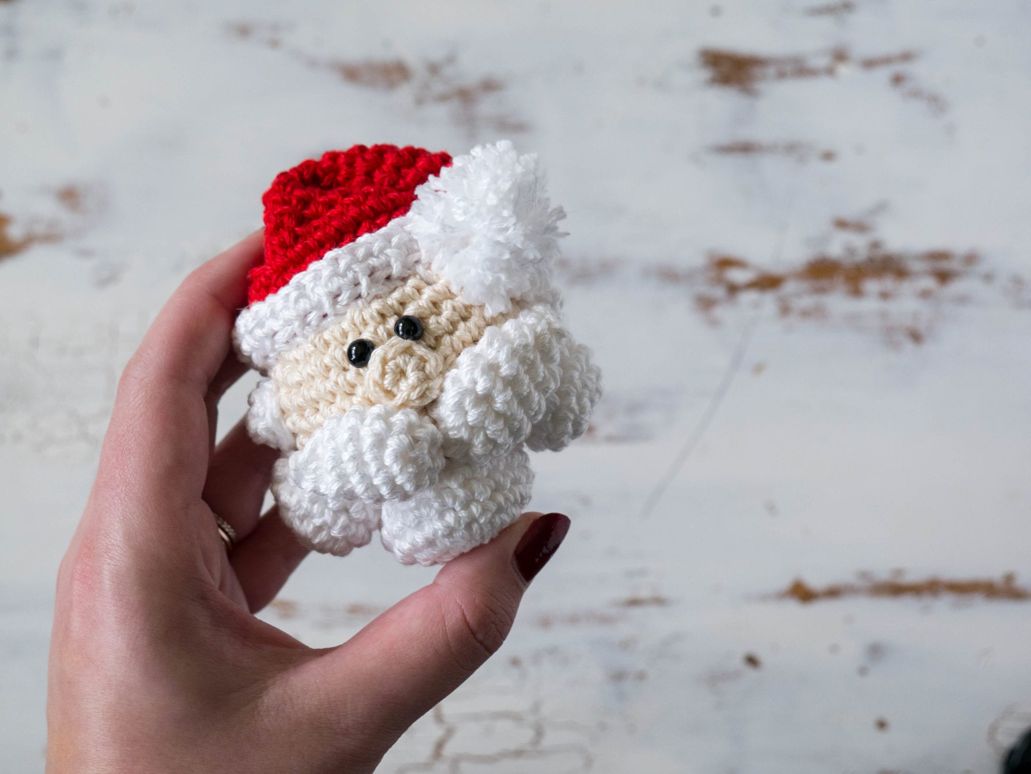 crochet santa claus ornament