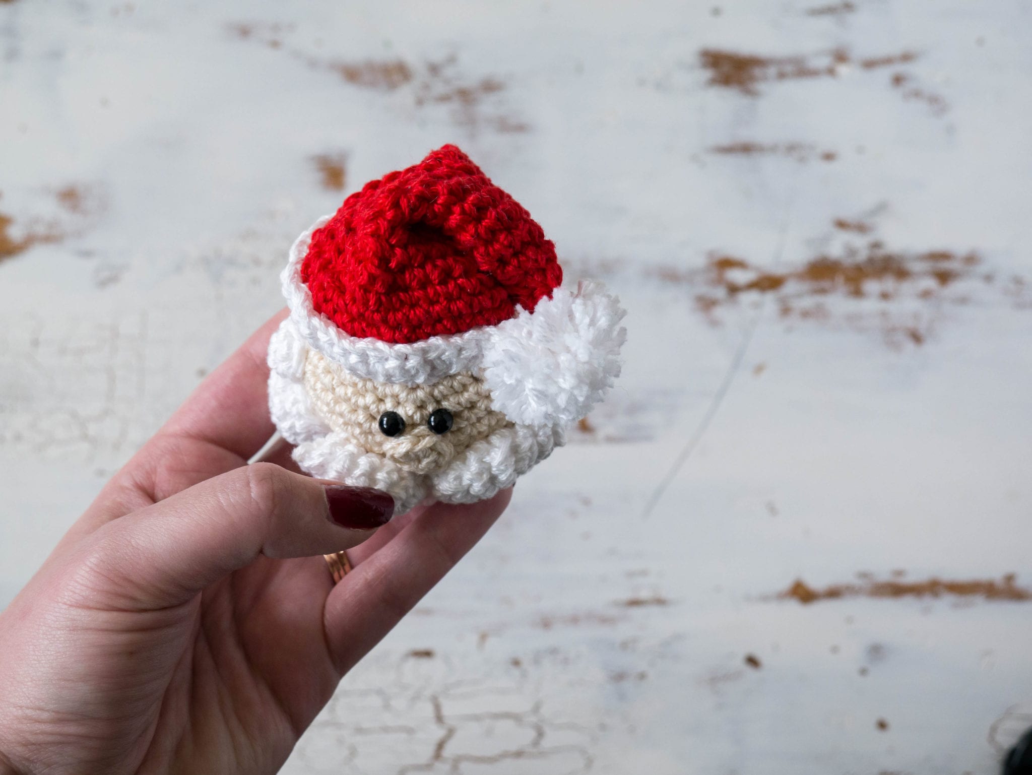 crochet santa claus ornament