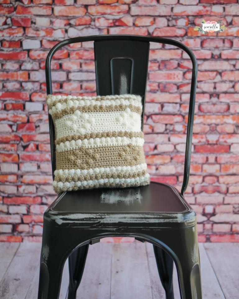 Magnolia Bobble Crochet Pillow • Sewrella