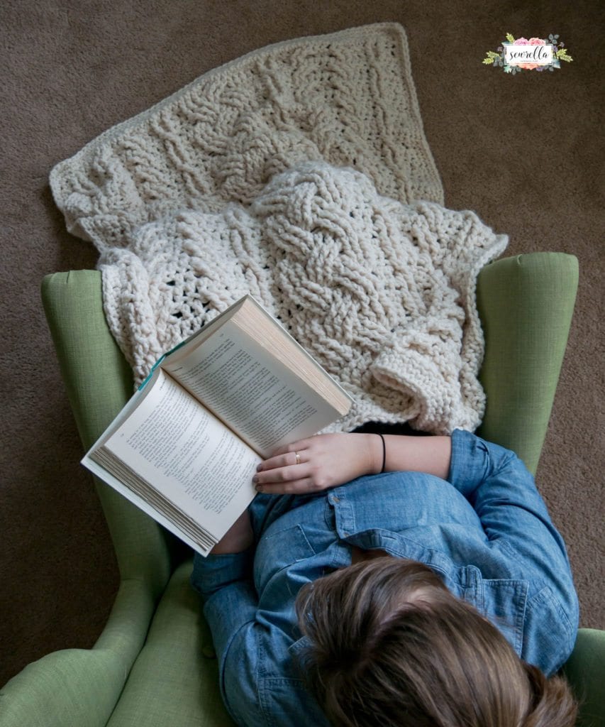 Crochet Heirloom Cabled Throw • Sewrella