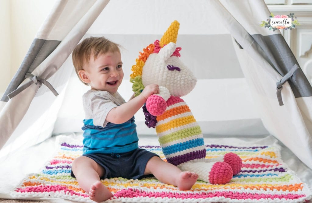 Lola the Crochet Plushy Unicorn • Sewrella