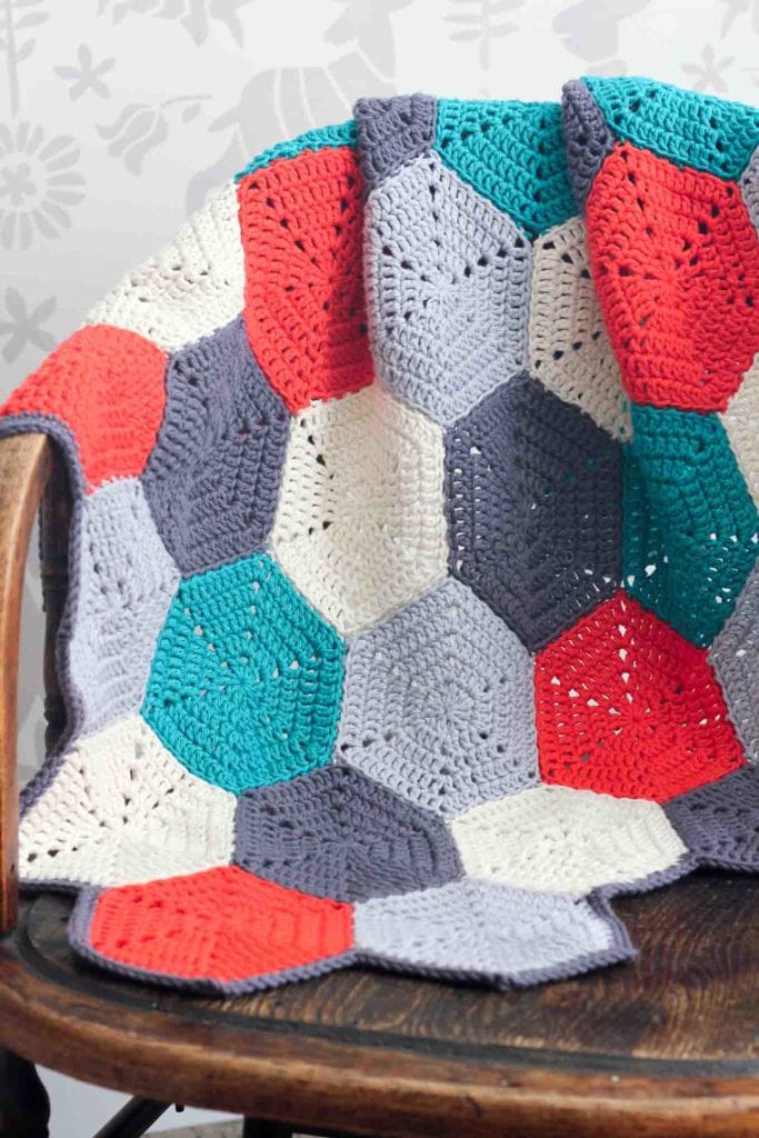 Gender Neutral Crochet Baby Blanket Roundup • Sewrella