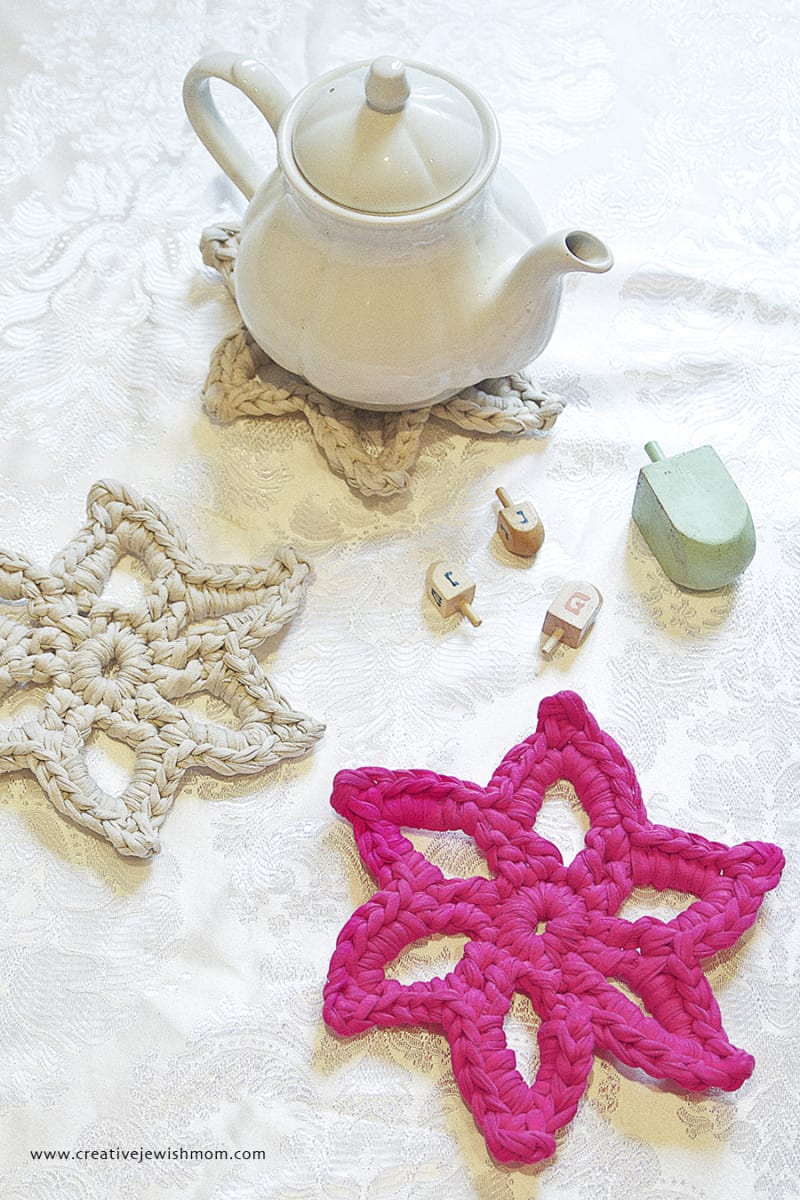 Celebrating Hanukkah Free Crochet Patterns • Sewrella
