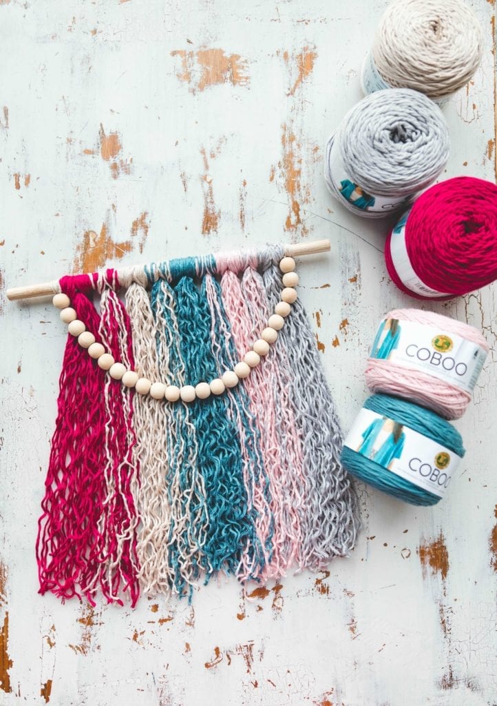 Easy DIY Yarn Wall Hanging • Sewrella