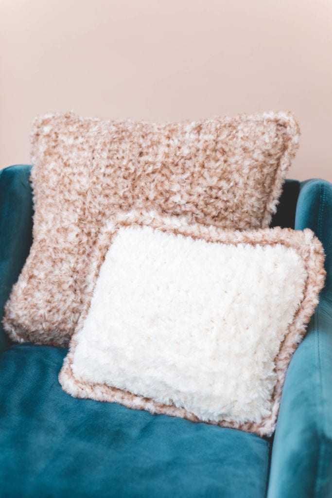 Crochet Fluffy Fur Pillows - in any size! • Sewrella