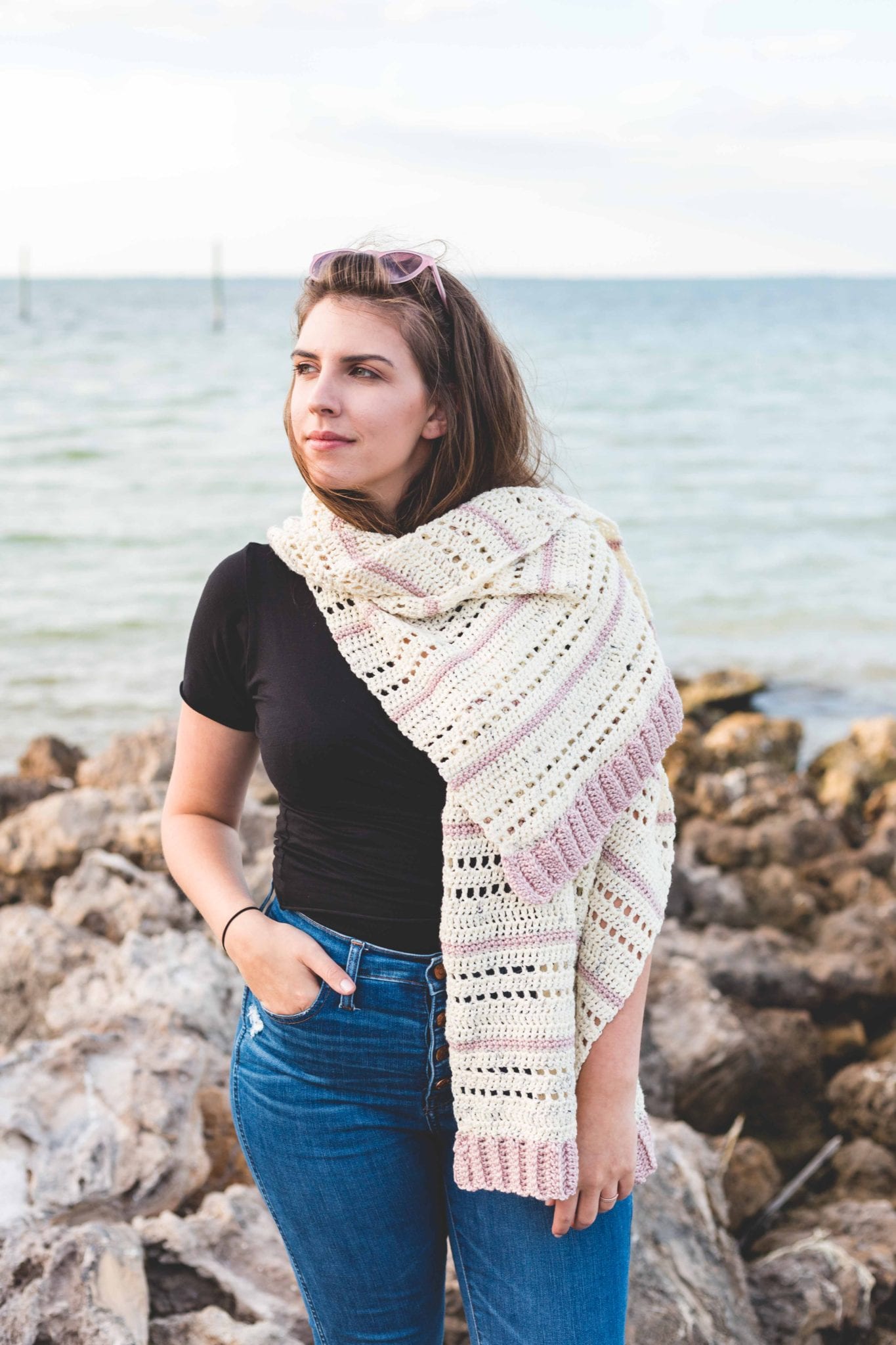 25 Easy Crochet Shawls and Wraps to Make This Spring. Try one of these free crochet patterns or paid crochet patterns to make triangle and rectangle light, lace striped, colorful crochet shawls this spring and summer. Most of these patters are easy, use cake yarn, and would make great stash busters. | TLYCBlog.com