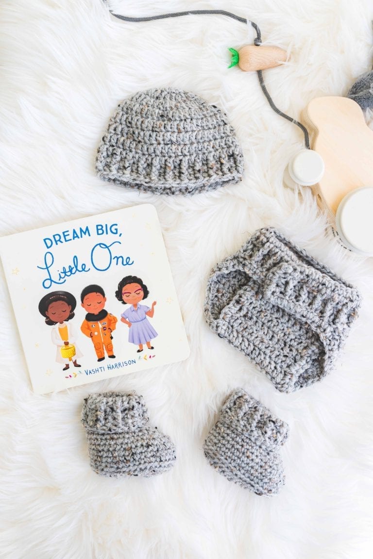 Cute Crochet Patterns for Babies Roundup • Sewrella